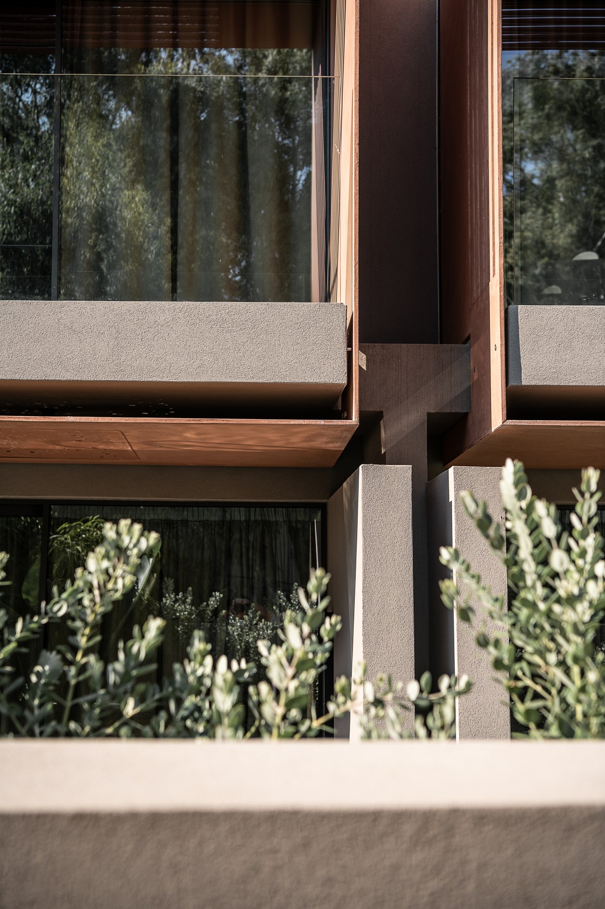 SHADING SYSTEM - GV MOTORISED OR FIXED SUNSHADE - Image 10