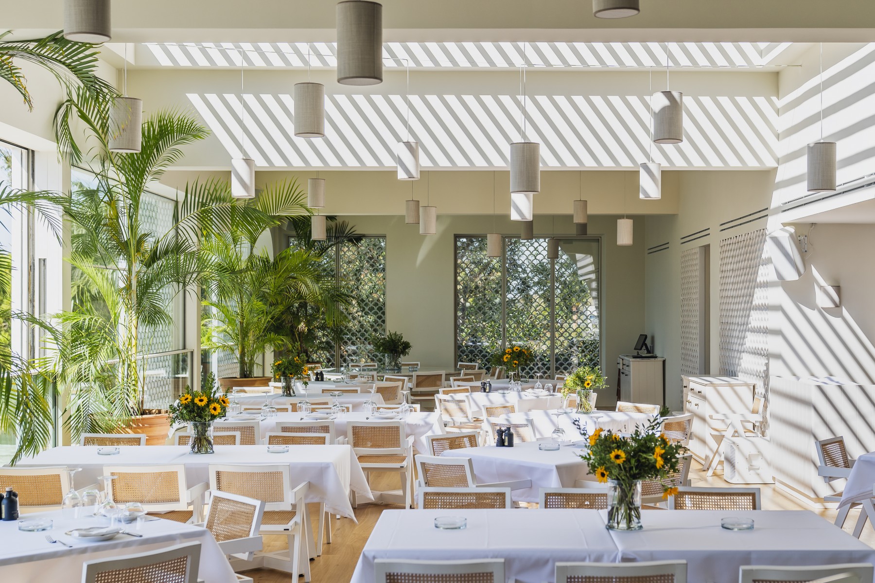 SHADING SYSTEM - GV MOTORISED OR FIXED SUNSHADE - Image 13