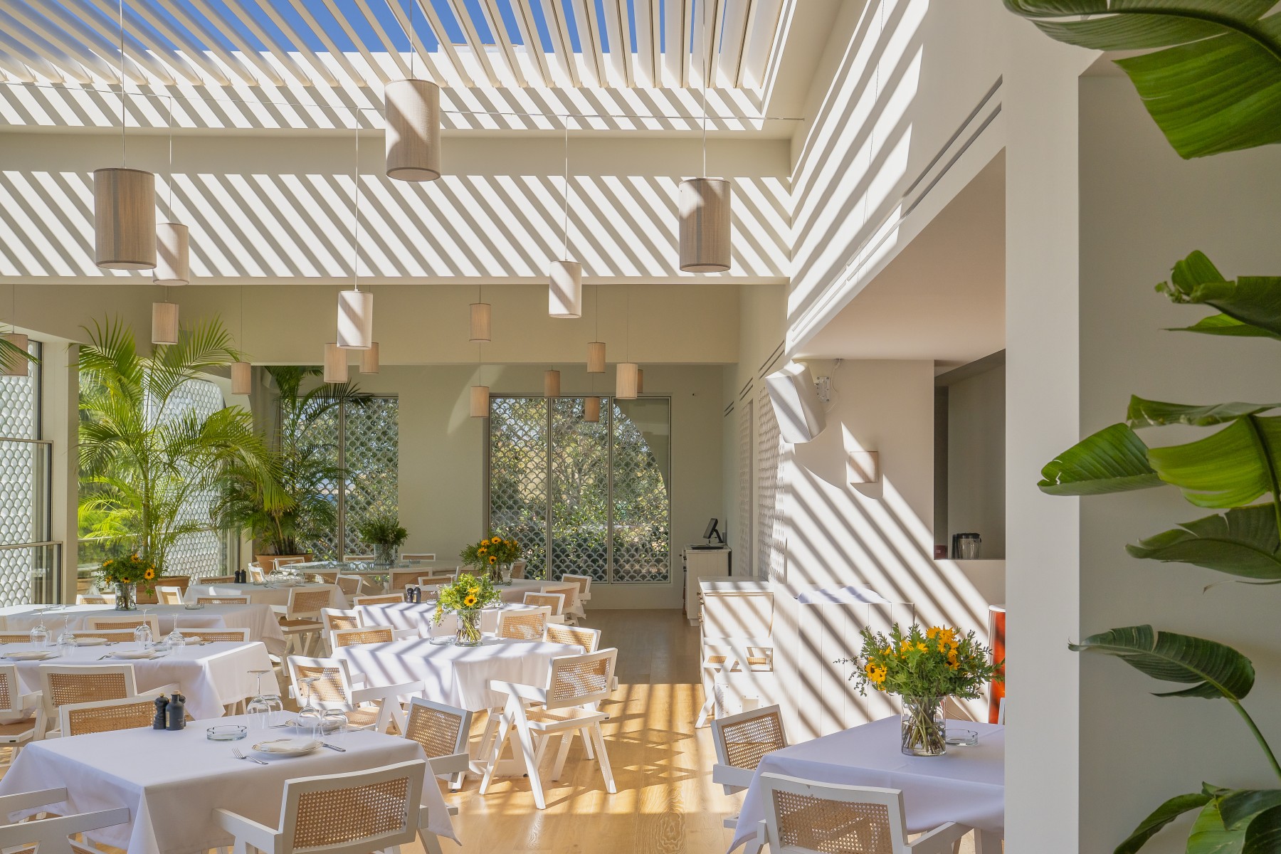 SHADING SYSTEM - GV MOTORISED OR FIXED SUNSHADE - Image 17